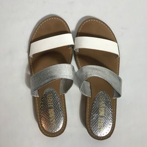 Sam & Libby White/Silver Sandal